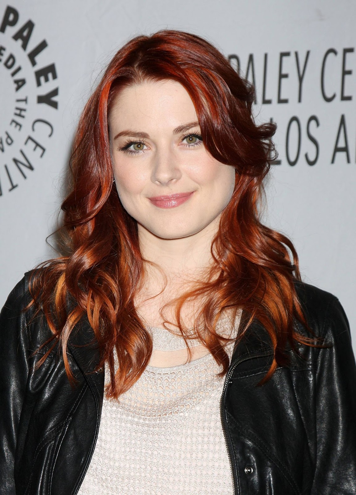 HD Wallpapers : Alexandra Breckenridge Wallpapers