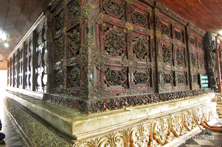 makam sunan giri gresik