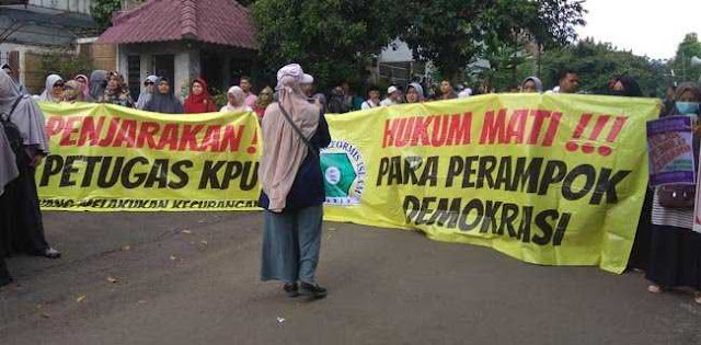 515523_05342803052019_relawan_prabowo_sandi 515523_05342803052019_relawan_prabowo_sandi