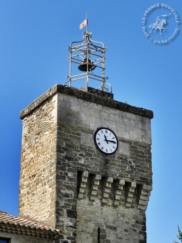 LA FRANCE MEDIEVALE SAINTECECILELESVIGNES (84) Tours et remparts