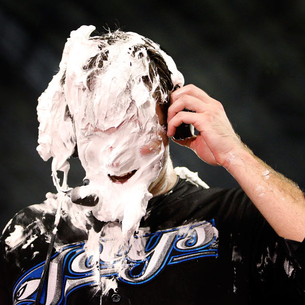 25 Awesome Baseball Pies in the Face (PICS) .