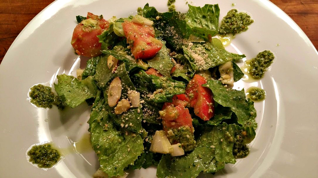 Napa Farmhouse 1885™ Garden Salad With BasilPesto Vinaigrette
