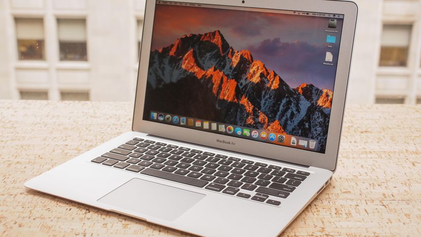 Apple Macbook Air 13 Price & Review 2019