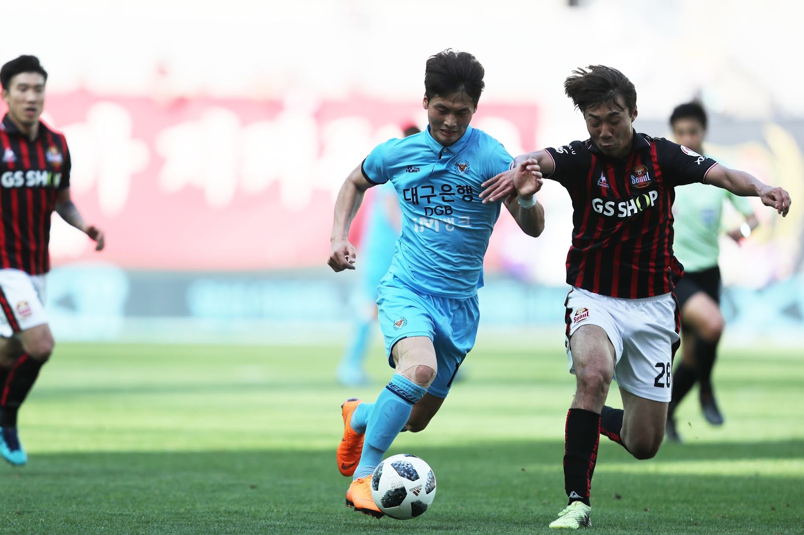 Ульсан чонбук. Пхохан стилерс футбол. Сеул (футбольный клуб). Форма канвон 2 2022. Корея 1 лига k.