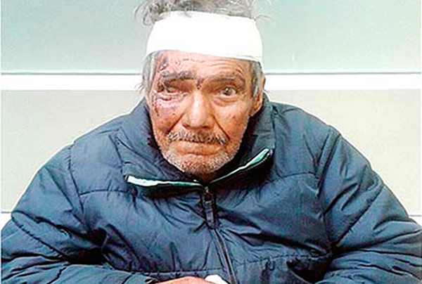 un hombre vivio solo durante dos meses