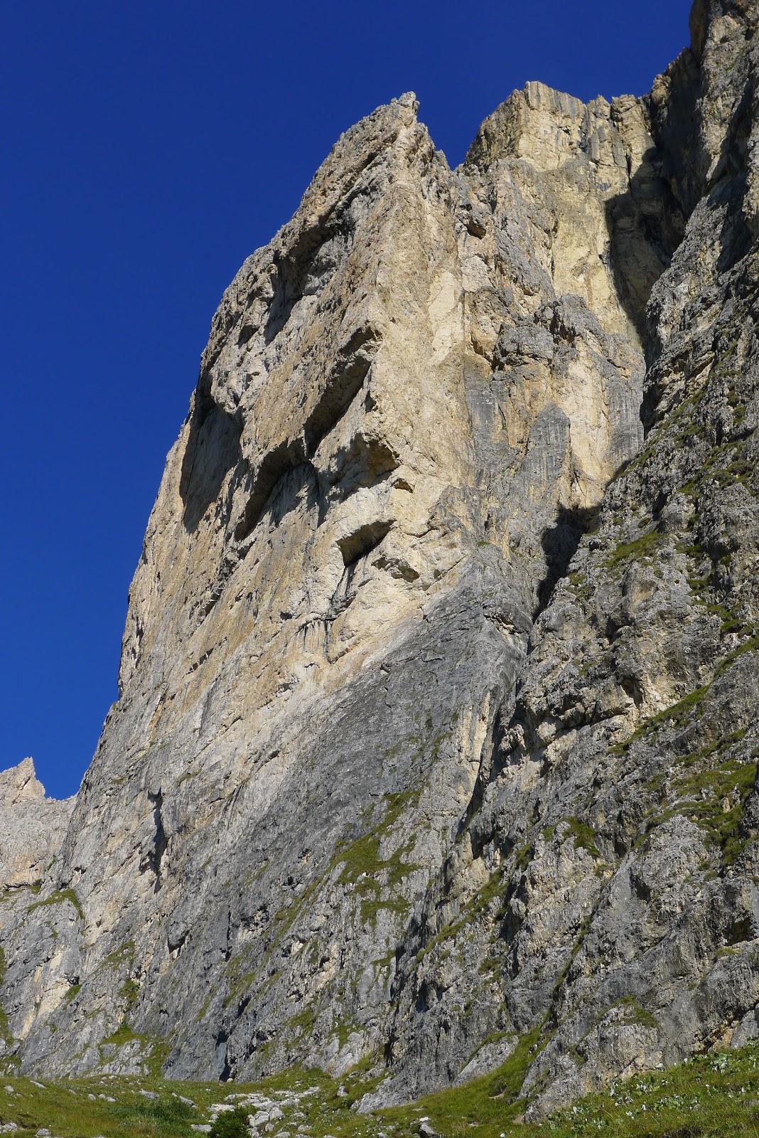 Nastja Davidova Dolomites and Trad climbing international meeting 2012