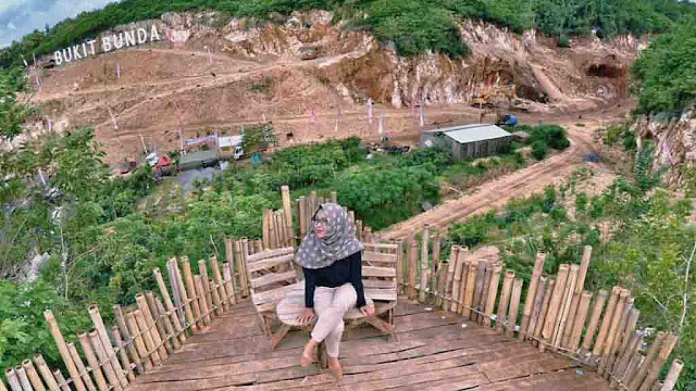 Asyiknya Liburan Bareng Keluarga di Blitar Asyiknya Liburan Bareng Keluarga di Blitar
