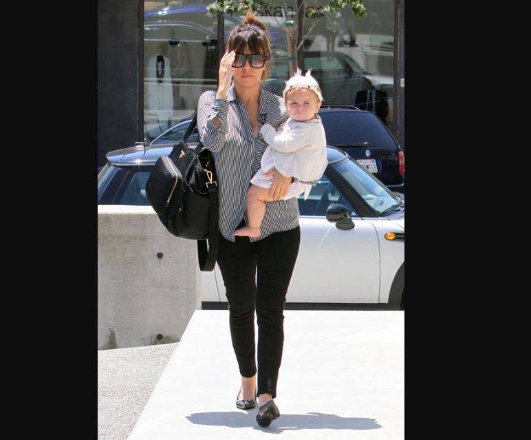 Kourtney Kardashian de Shopping