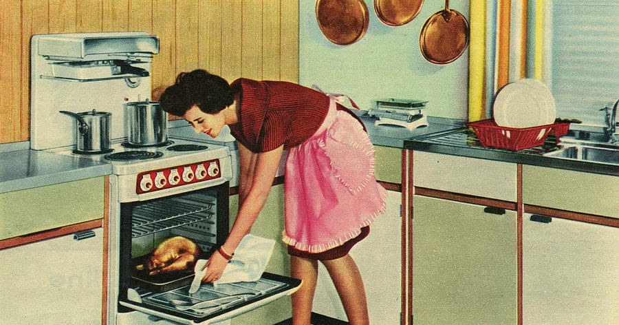 Маму на кухне рассказ. Домохозяйка в Америке из 60-х. Домохозяйка Советский плакат. Становление домохозяйки. Домохозяйки в США В 50.