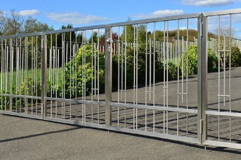 steel-fencing