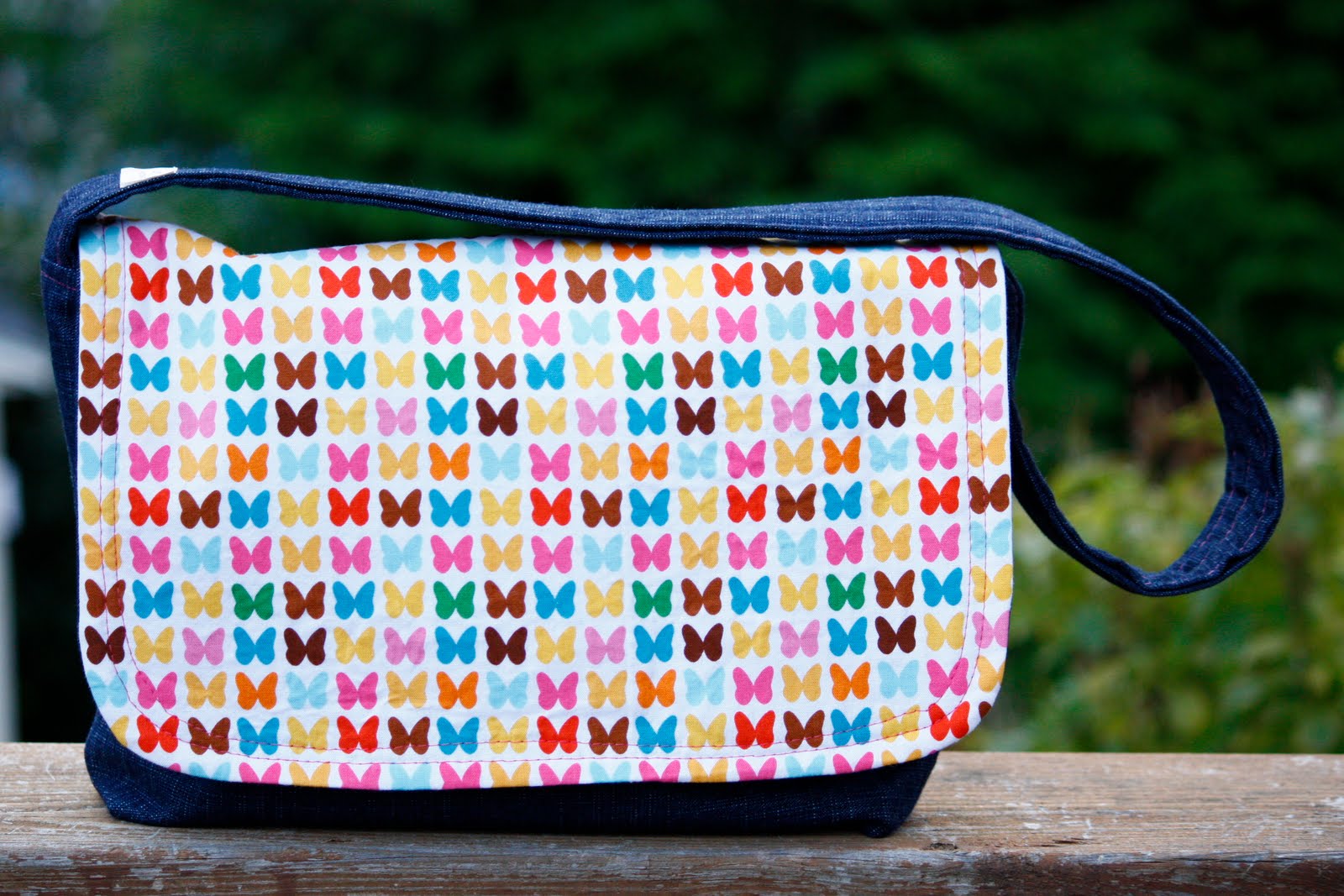 Build Your Own Small Messenger Bag #151A