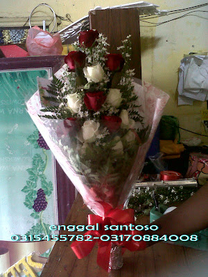 bunga tangan bunga tangan toko bunga surabaya, gresik, sidoarjo