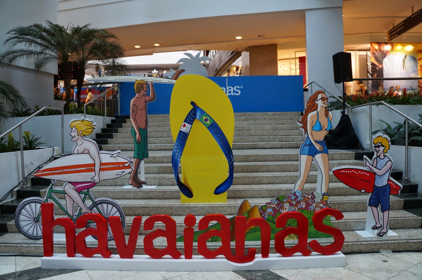havaianas uptown mall