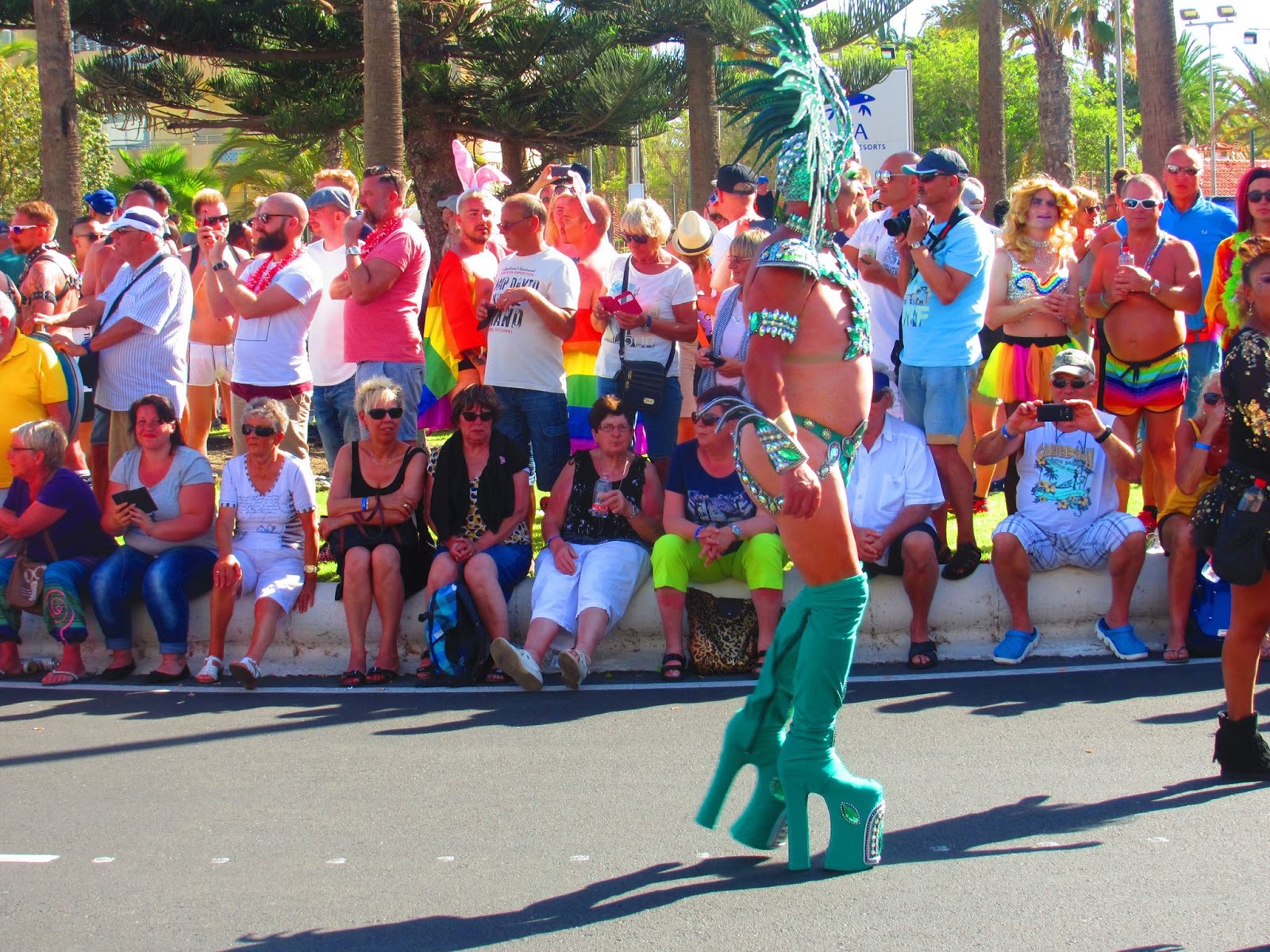 Gay Gran Canaria Gayparade 2017 (1) Gayparade 2017 (2) Gayparade 2017 (3) Gayparade 2017 (4)