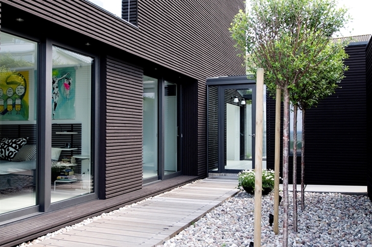 Black facade on Modern beach house in Sweden