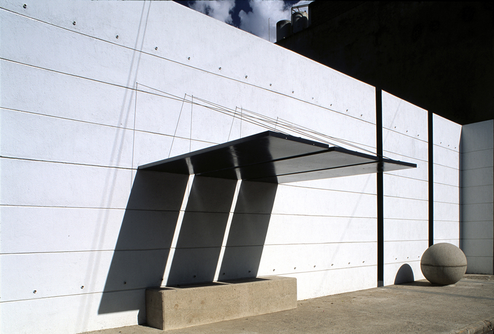 podio Plaza pública Juan Manuel por Agraz Arquitectos Riggen + Pijuan