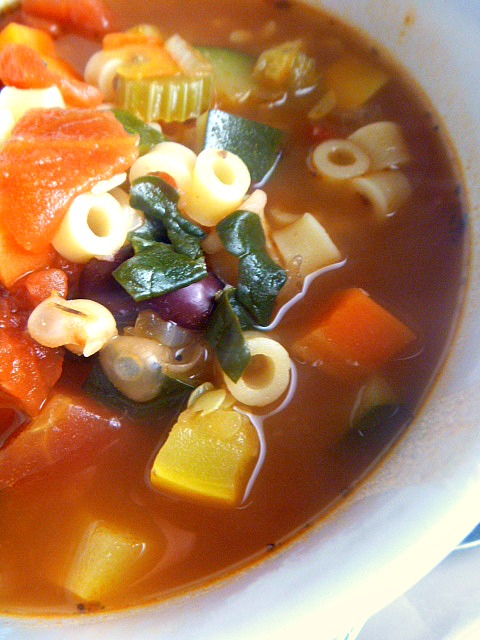 Homemade Minestrone Soup: Hearty vegetables and beans that are simmered in a chicken tomato broth and spiced just right with wonderful Italian herbs.  Slice of Southern