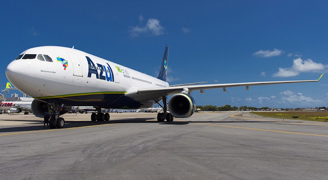Resultado de imagem para azul linhas aereas