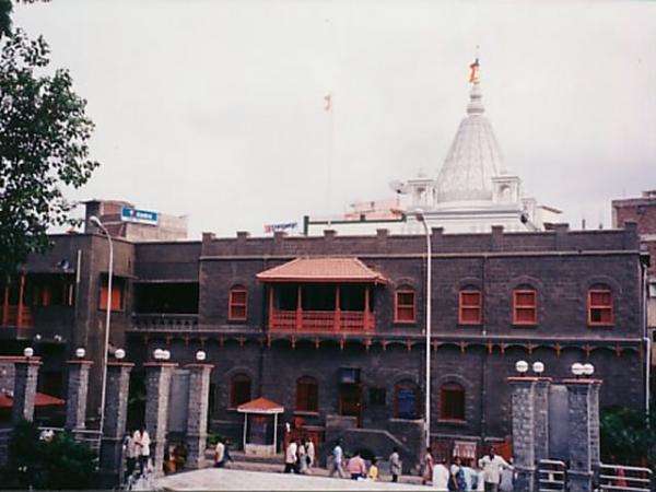 The Traveller: Shirdi Sai Baba Temple