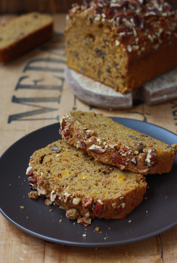 pecan pumpkin bread by SeasonWithSpice.com