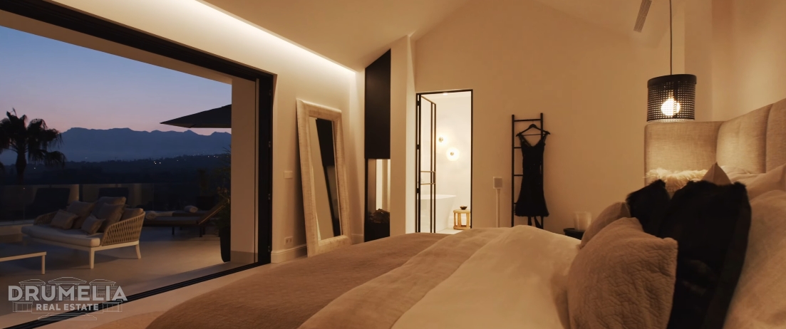 28 Interior Design Photos vs. El Rosario, Marbella East Luxury Villa Tour