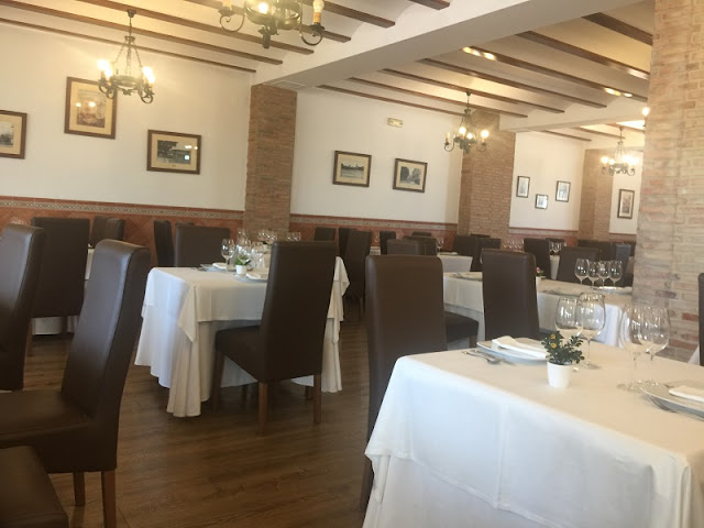 Comedor del restaurante casa Borras Comedor del restaurante casa Borras