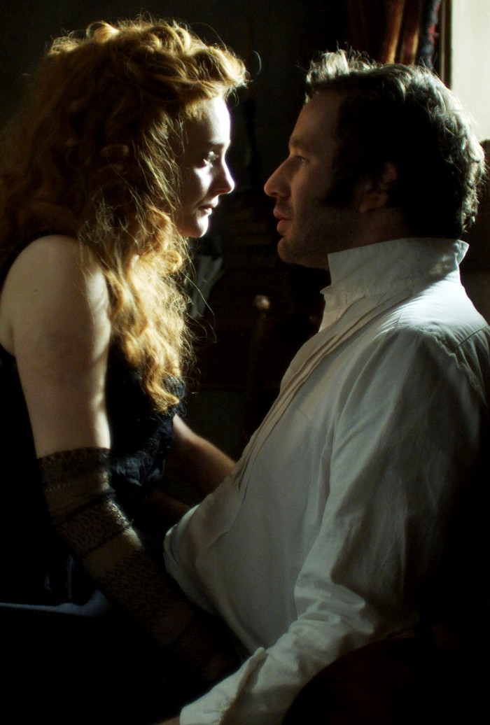 FILMY KOSTIUMOWE The Crimson Petal and the White (TV miniserial 2011)