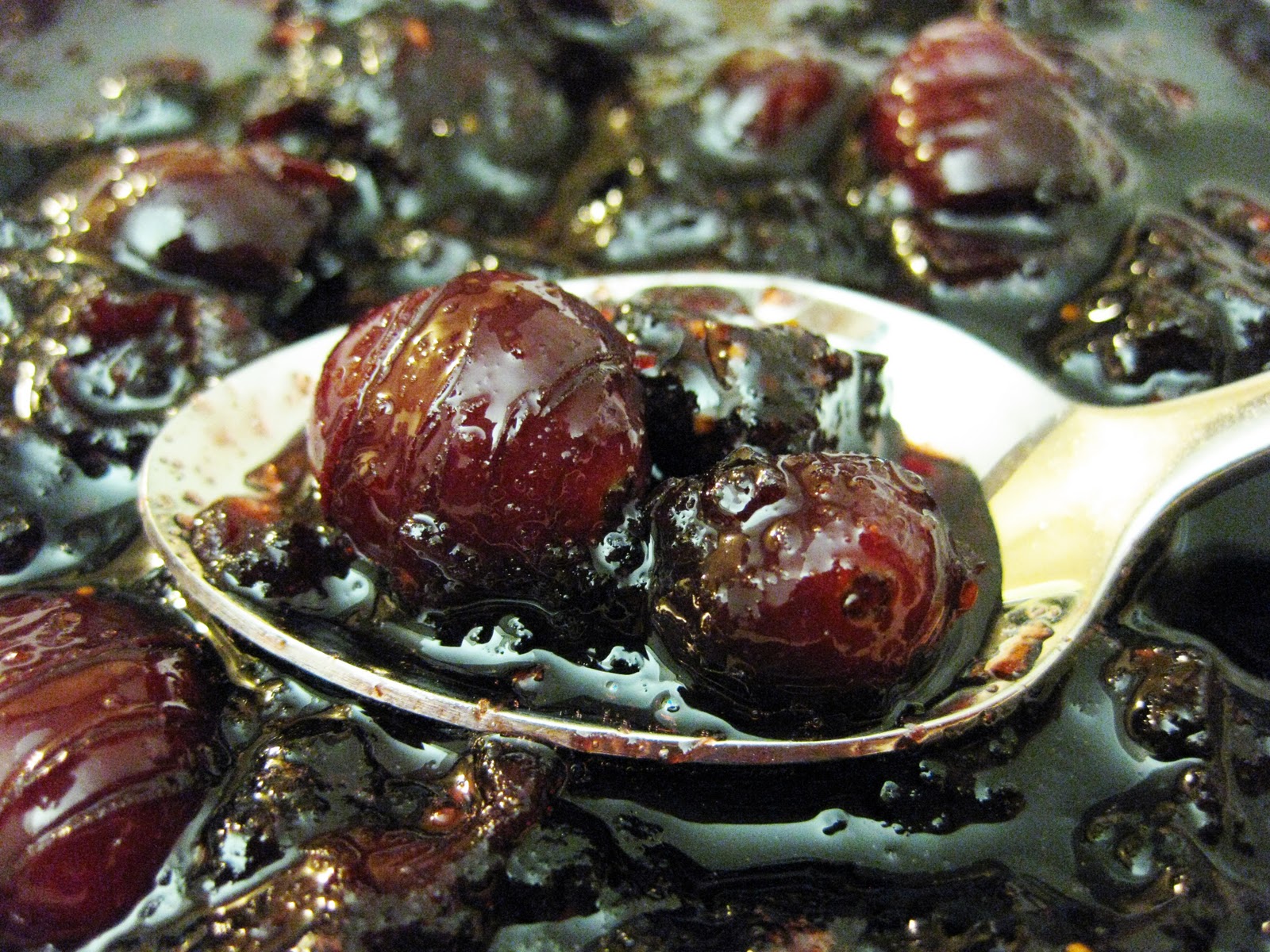 Bloatal Recall Cranberry Sauce with Port and Dried Figs