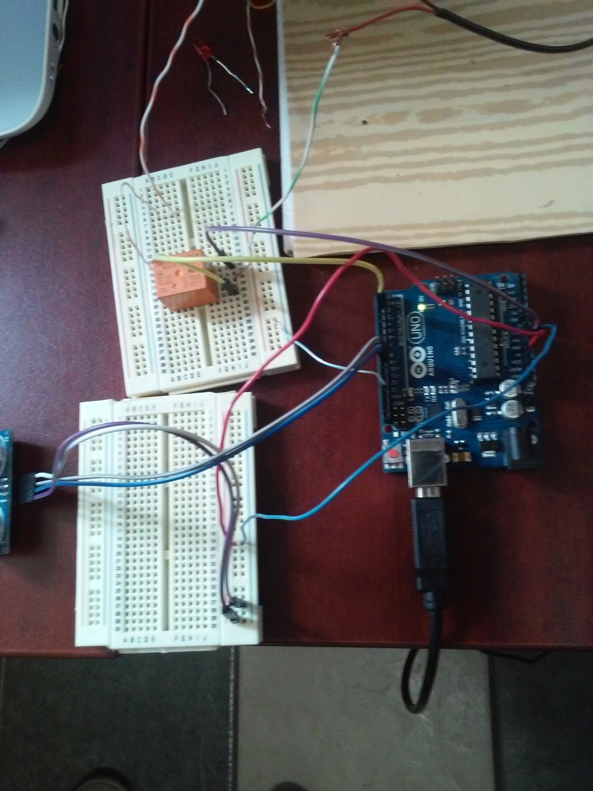 Equipo 9 Sistemas Programables G2 6° Proyecto Puerta automatica con Arduino y sensor ultrasonico Equipo 9 Sistemas Programables G2 6° Proyecto Puerta automatica con Arduino y sensor ultrasonico