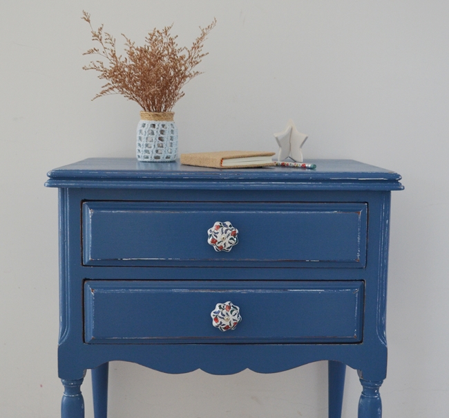 Inspiración azul para una mesita / Vero Palazzo - Home Deco