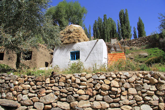 Tadjikistan, Haut-Badakhshan, Pamir, Garmchashma, maison pamiri, © L. Gigout, 2012