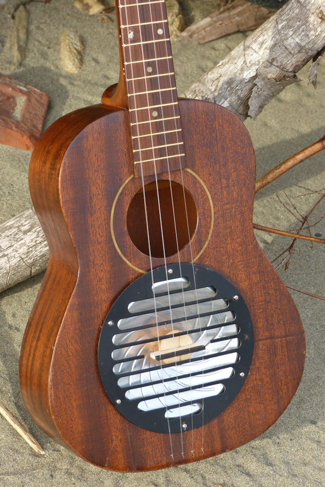 1950s/2016 Unitedmade Baritone Resonator Ukulele