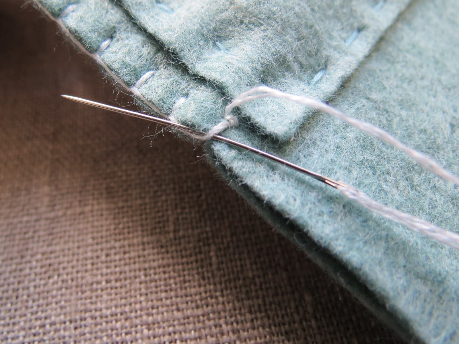 How to stitch 'Blanket Stitch' A Little Happy Place