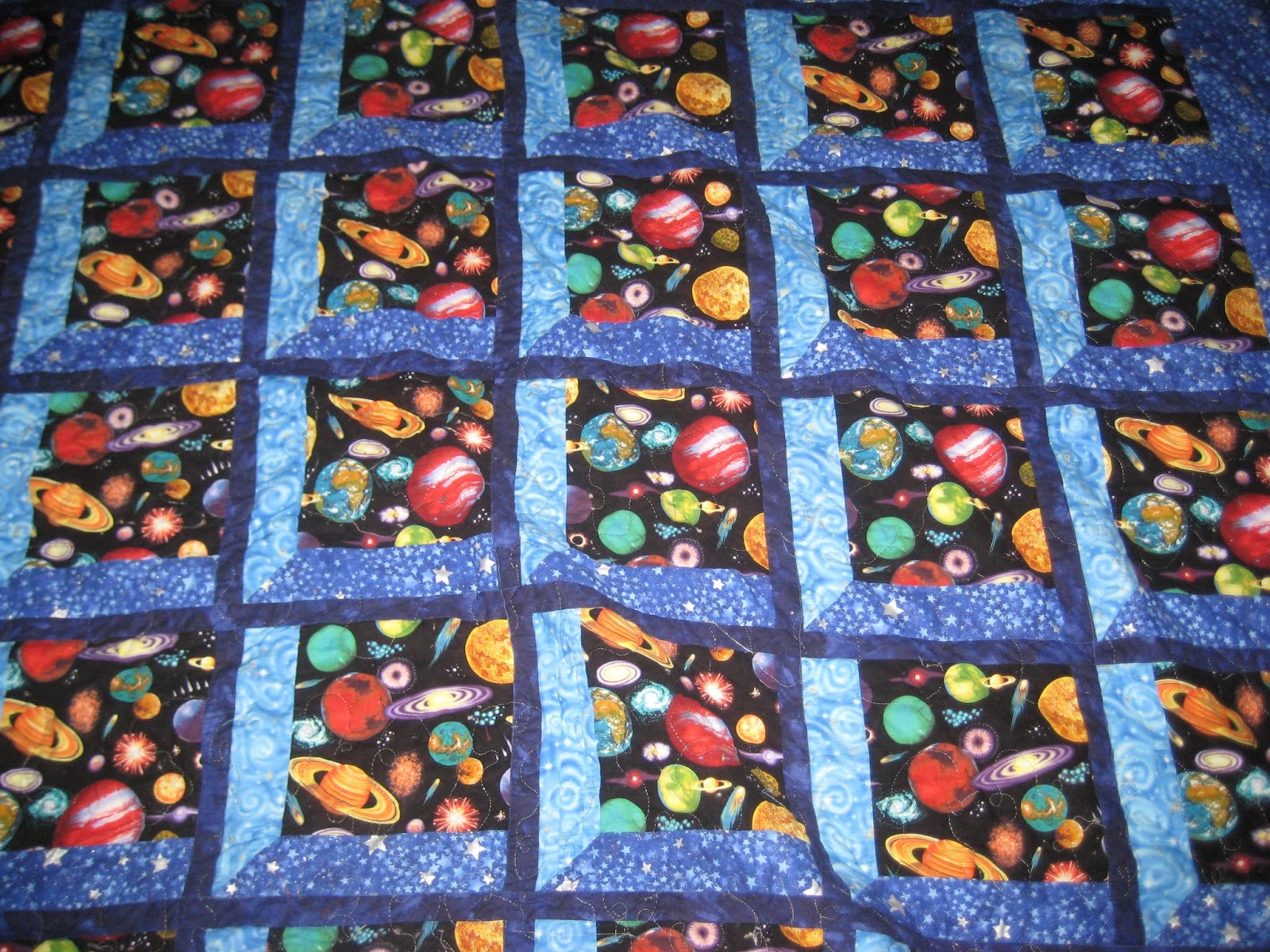 Pondering Cat: Attic Window Quilt