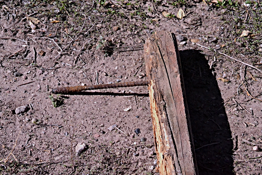 Lazy Gardening Removing Landscape Spikes the Easy Way