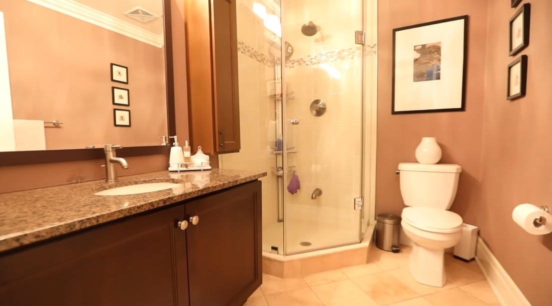Tour 35 Baker Hill Blvd #305, Stouffville, ON vs. 15 Interior Design Photos