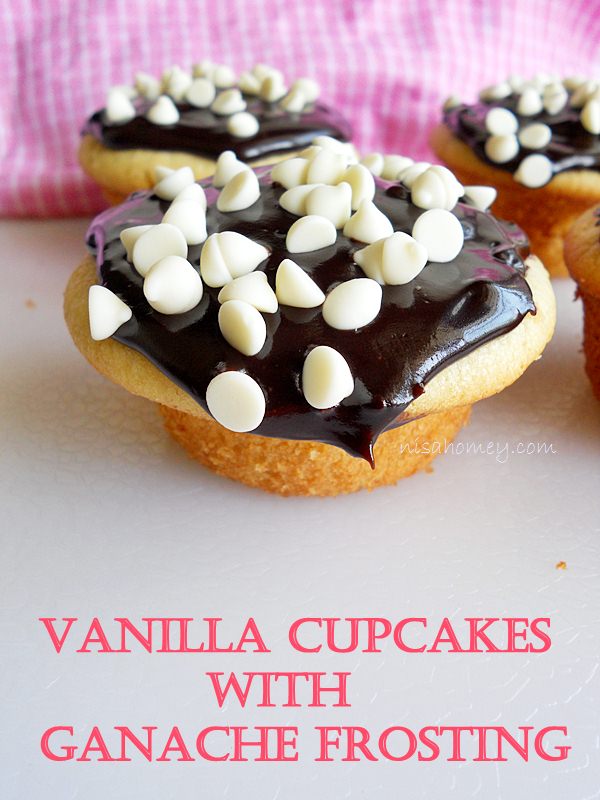 Vanilla Cupcakes With Ganache Frosting