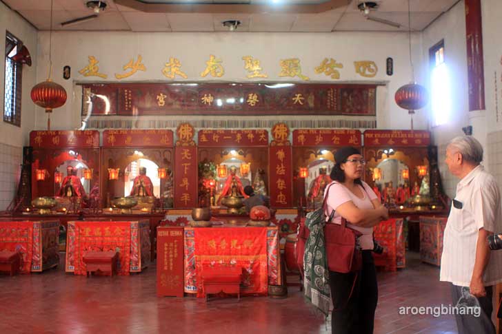 vihara pemancar keselamatan cirebon