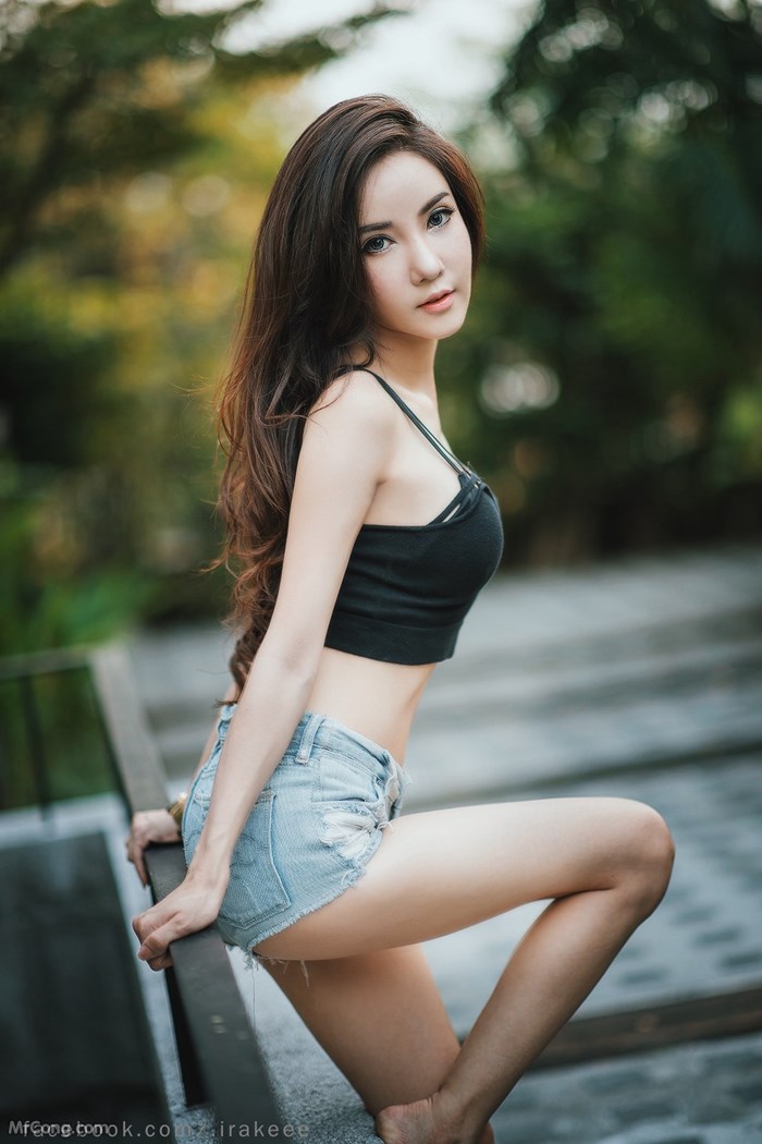 Hot Thai beauty with underwear through iRak eeE camera lens - Part 2 (381 photos)