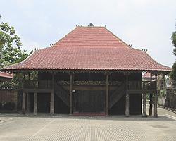 Download this Rumah Kasepuhan Cirebon picture