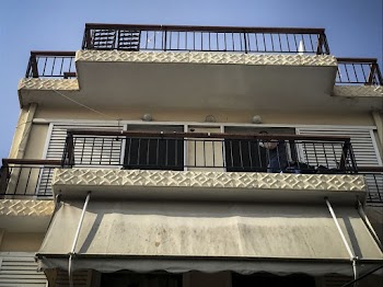 κόκκινος σωλήνας σπίτι του πορνόμεγάλοι στρόφιγγες τρίο