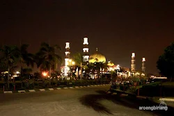 masjid kubah emas depok