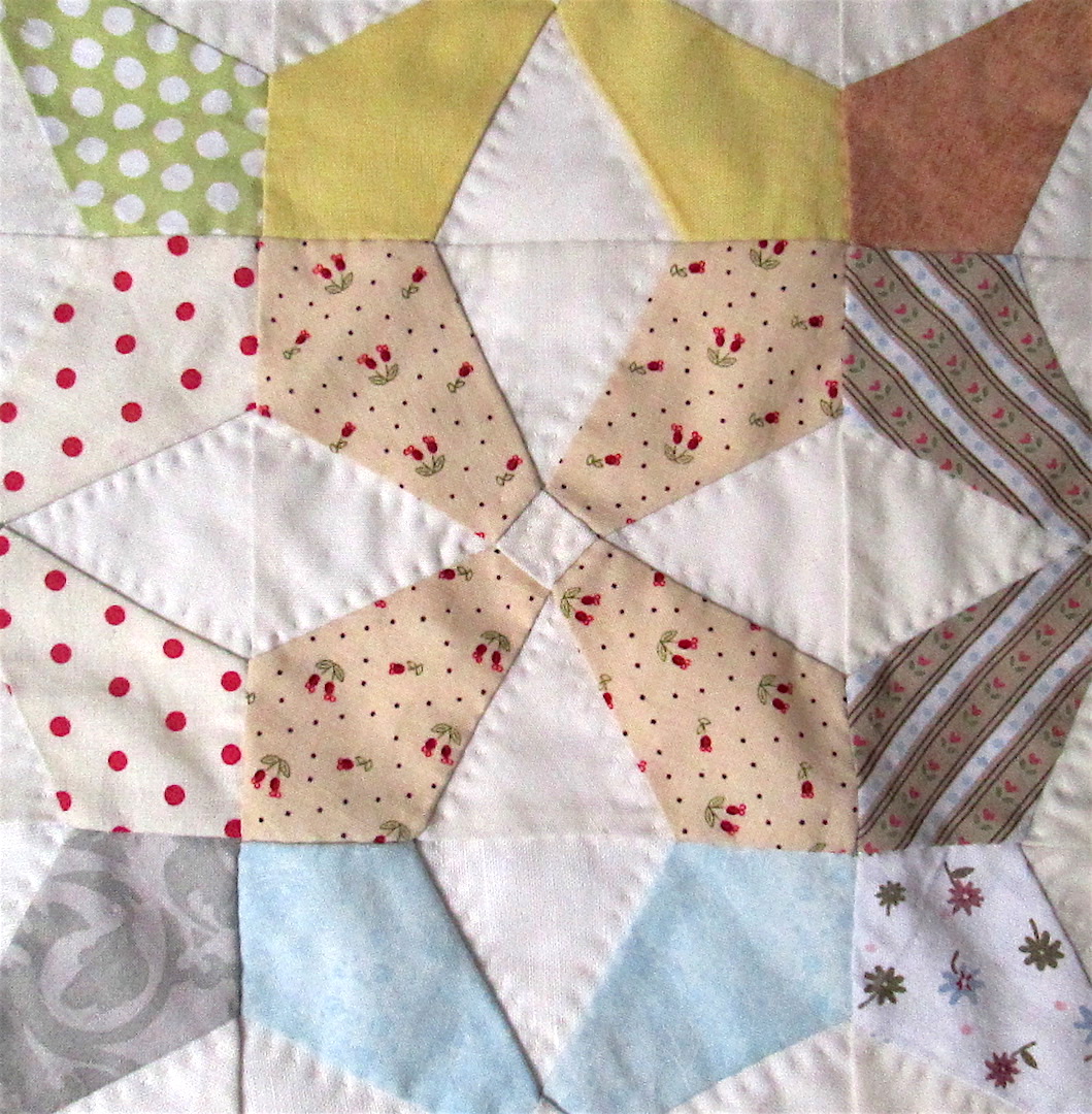 Lupinequilts Maltese Cross Quilt