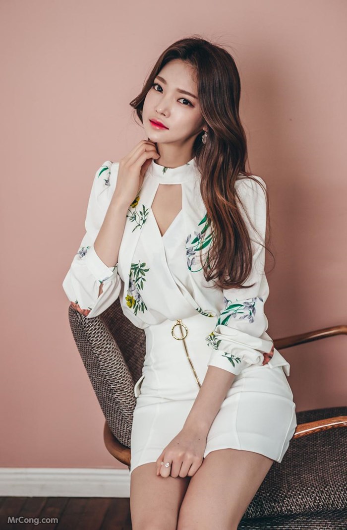 Beautiful Park Jung Yoon in a fashion photo shoot in March 2017 (775 photos) photo 15-17