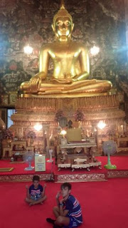 Bangkok, Wat Suthat. Bangkok, Wat Suthat.