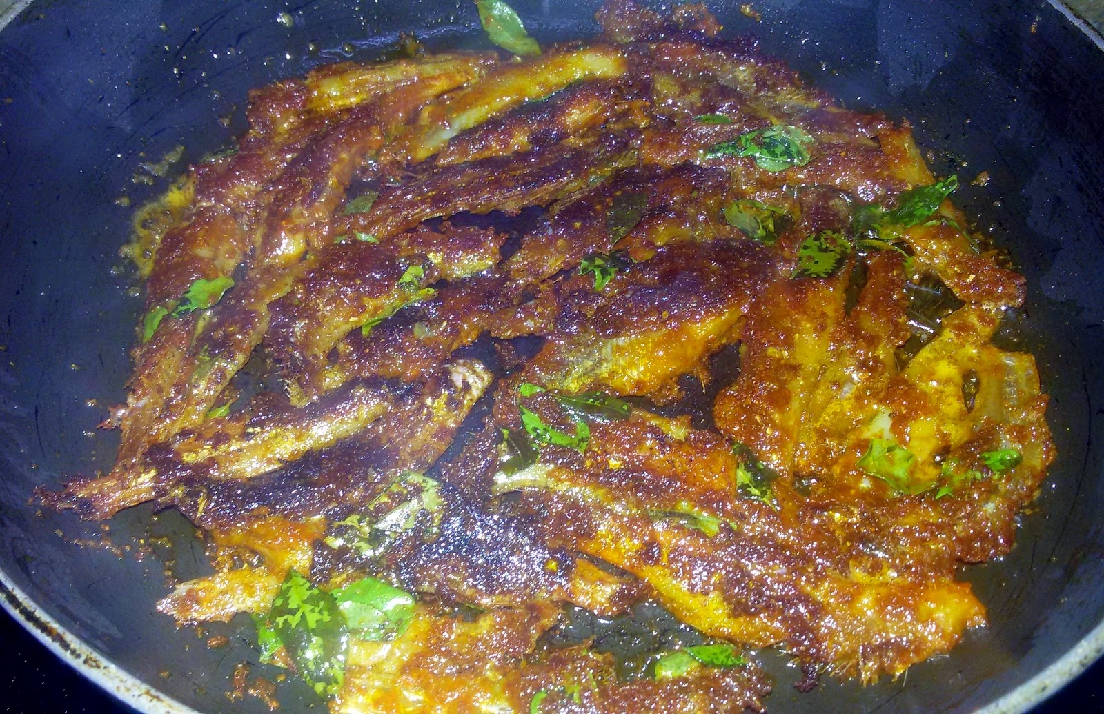 BananaLeaf Recipes Dry Fish/ Nethili / Karuvadu Fry Recipe