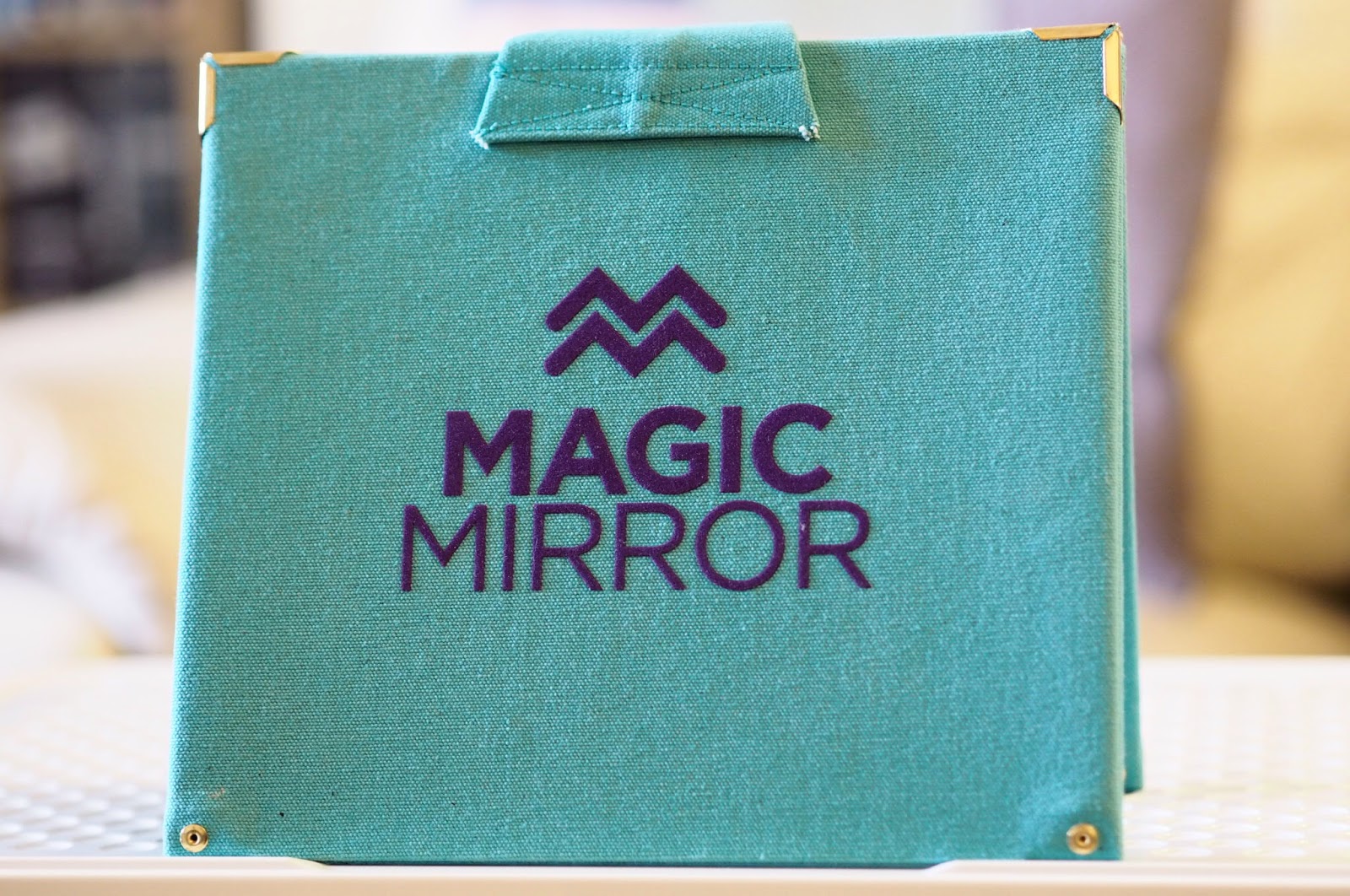 Magic Mirror Get Lippie