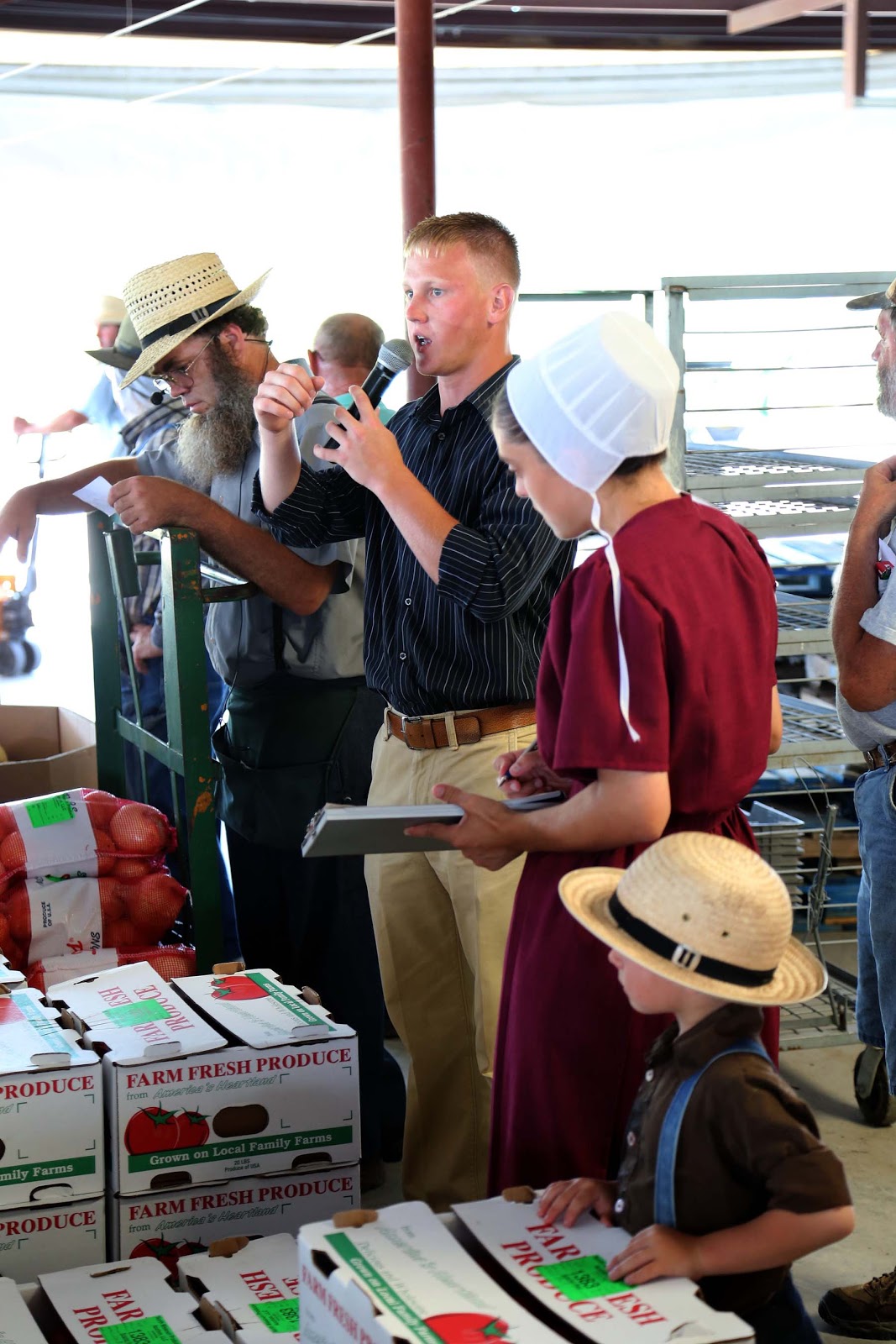 John and Sigrid's Adventures Jamesport, MO and the Produce Auction