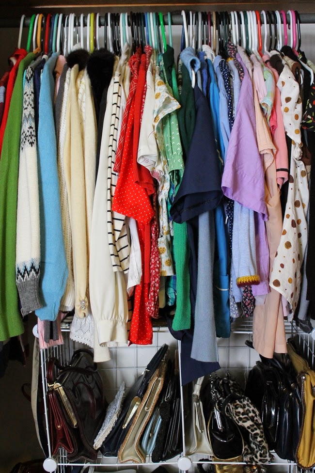 organize your vintage wardrobe