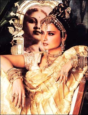 MySansar: Happy 57th Birthday to REKHA, the evergreen beauty of Bollywood!